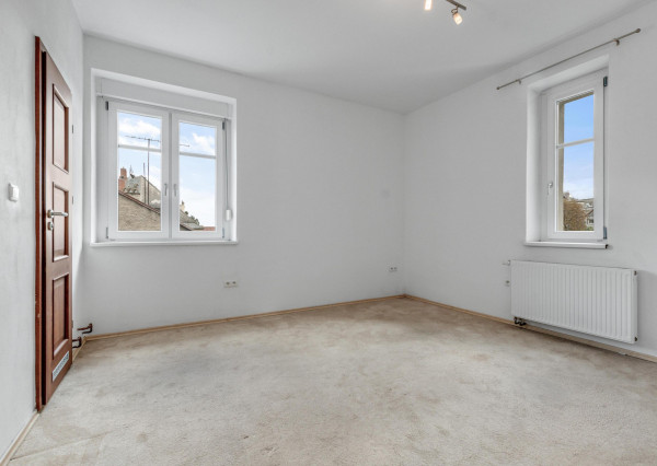 FRANK ZICHER – Predávame priestranný 4-izbový byt v obľúbenej lokalite, Fraňa Kráľa/ Puškinova