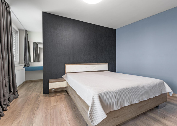 FRANK ZICHER – Predávame veľkometrážny 4.i byt s 2 terasami a výhľadmi na mesto aj Karpaty