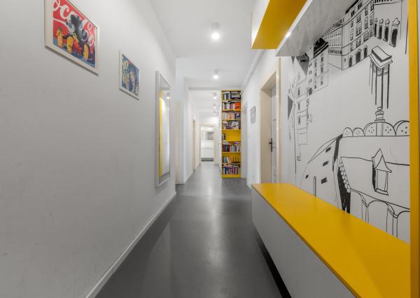 FRANK ZICHER – Predávame priestranný 4-izbový byt v obľúbenej lokalite s krásnym zeleným vnútroblokom