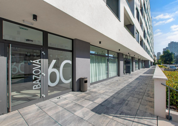 REZERVOVANÉ – Predávame 3 izb. exkluzívny byt v novostavbe so 180-stupňovým výhľadom na Bratislavu