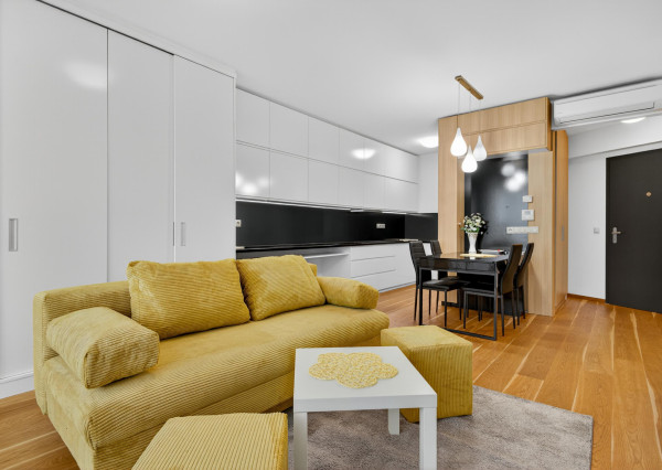 FRANK ZICHER - Predávame útulný 2 izbový byt vo veži II s výhľadom na hrad, projekt PANORAMA CITY