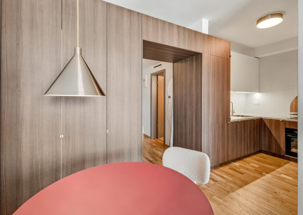 Predávame apartmán s balkónom v projekte METROPOLIS, s možnosťou okamžitého nasťahovania