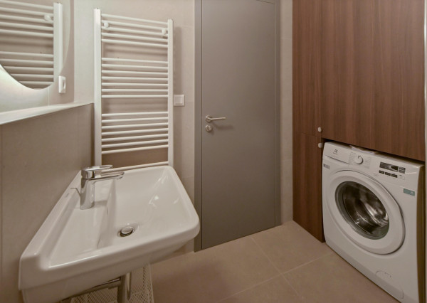 Predávame apartmán s balkónom v projekte METROPOLIS, s možnosťou okamžitého nasťahovania