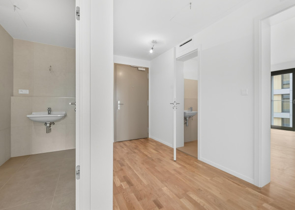 REZERVOVANÉ - Predávame 3 izbový apartmán s 2 balkónmi v skolaudovanom projekte METROPOLIS v Downtowne, BA.I.