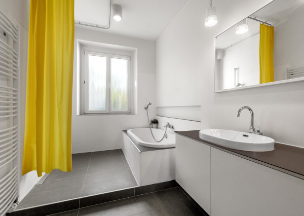 FRANK ZICHER – Predávame priestranný 4-izbový byt v obľúbenej lokalite so zeleným vnútroblokom