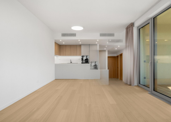 PRENAJATÉ - Prenajímame ešte neobývaný 4i byt na 22 poschodí s pekným výhľadom, SKY PARK RESIDENCE 4