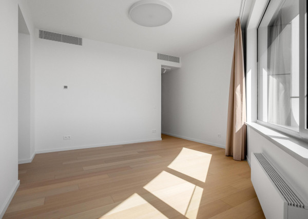 PRENAJATÉ - Prenajímame ešte neobývaný 4i byt na 22 poschodí s pekným výhľadom, SKY PARK RESIDENCE 4