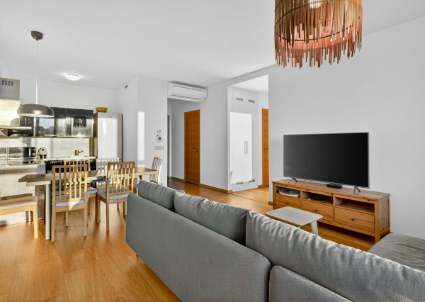 Prenajímame 3i byt s lodžiou a parkovacím státim v projekte PANORAMA CITY