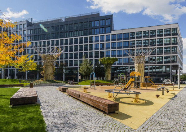 Prenajímame 3i byt s lodžiou a parkovacím státim v projekte PANORAMA CITY