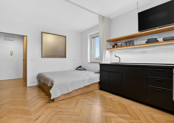 Prenajímame dizajnový 1-izbový byt s balkónom na Martinčekovej ulici