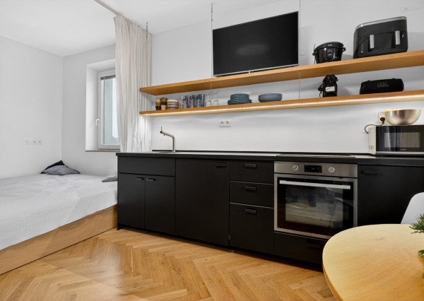 Prenajímame dizajnový 1-izbový byt s balkónom na Martinčekovej ulici