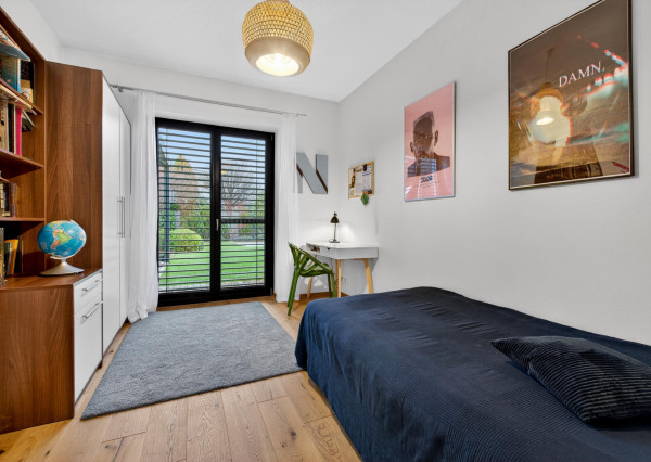 Predávame moderný  bungalov s bazénom v Rusovciach