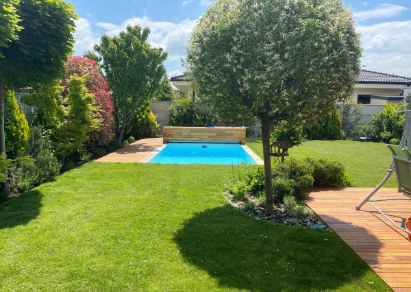 Predávame moderný  bungalov s bazénom v Rusovciach