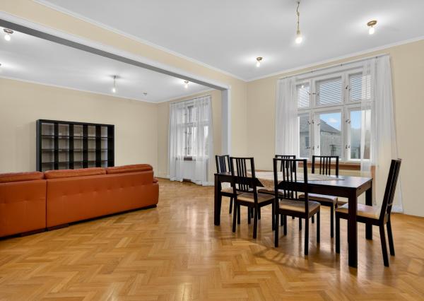 Prenajímame veľkometrážny byt pri Horskom parku