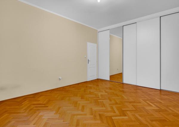 Prenajímame veľkometrážny byt pri Horskom parku