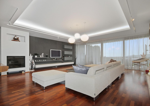 Prenajímame veľkometrážny byt s veľkou záhradou v obľúbenom projekte Condominium Renaissance