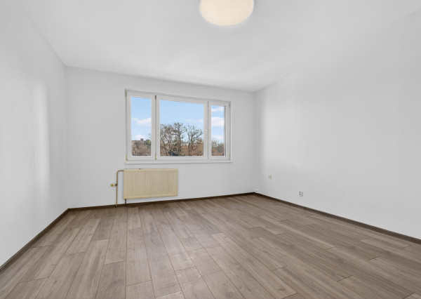 Predávame priestranný  4-izbový byt (85 m²) v blízkosti jazera Draždiak, Ľubovnianska ulica