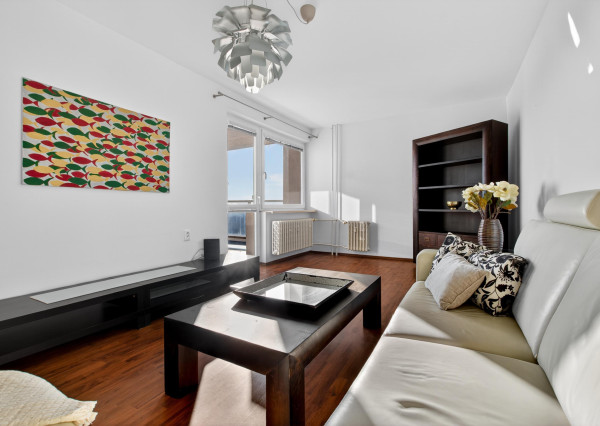 Predávame priestranný 3-izbový byt v atraktívnej lokalite pri Horskom parku