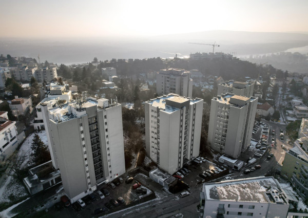 Predávame priestranný 3-izbový byt v atraktívnej lokalite pri Horskom parku