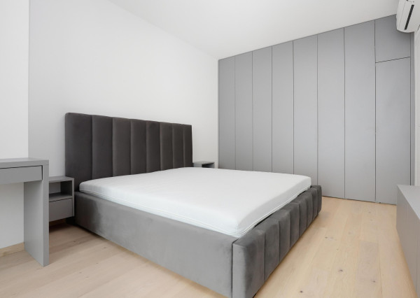 Prenajímame moderný 2i byt – EUROVEA TOWERS, výhľad na Dunaj