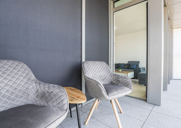 Prenajímame moderný 2i byt s výhľadom na Dunaj - EUROVEA TOWERS