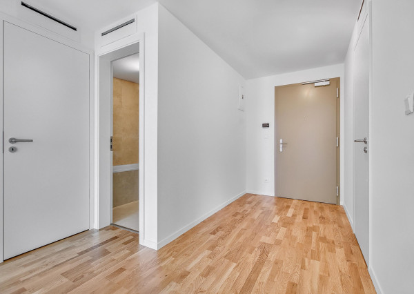 Predávame 3 izbový apartmán s 2 balkónmi v skolaudovanom projekte METROPOLIS