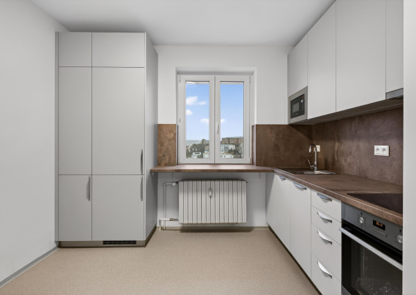 Prenajímame praktický, klimatizovaný byt na Hradnom kopci