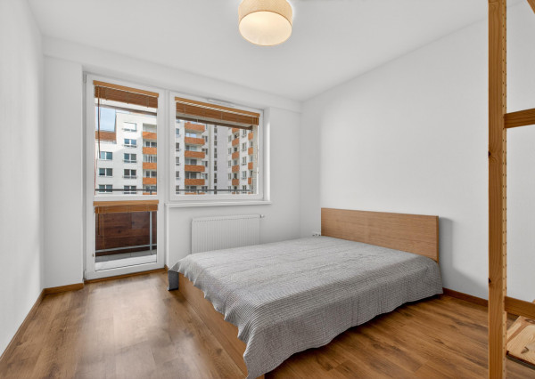 Predávame 3. izbový byt s parkovacím státím v projekte NOBELOVA