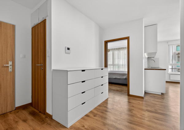 Predávame 3. izbový byt s parkovacím státím v projekte NOBELOVA