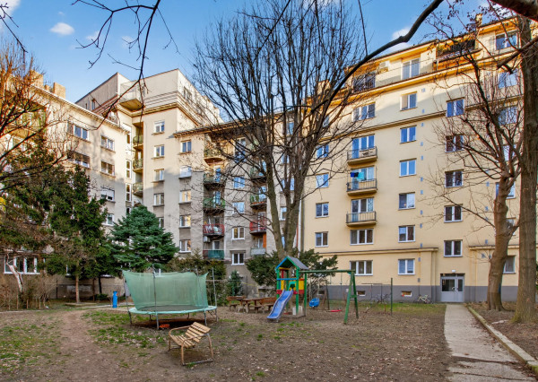 Predávame 2-izbový byt v centre Starého Mesta - Lazaretská ulica