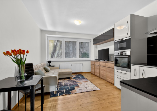 Predávame 2-izbový byt v centre Starého Mesta - Lazaretská ulica