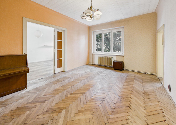 REZERVOVANÉ - Predávame veľkometrážny 4-izbový byt na Palisádach s výhľadom na hrad