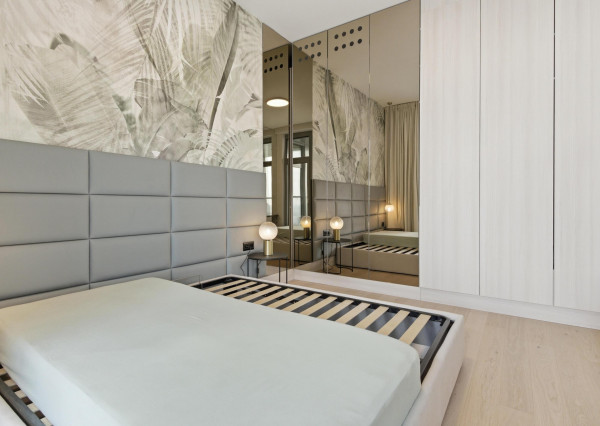 Prenajímame dizajnový 2-izbový byt na 35.poschodí v EUROVEA TOWER