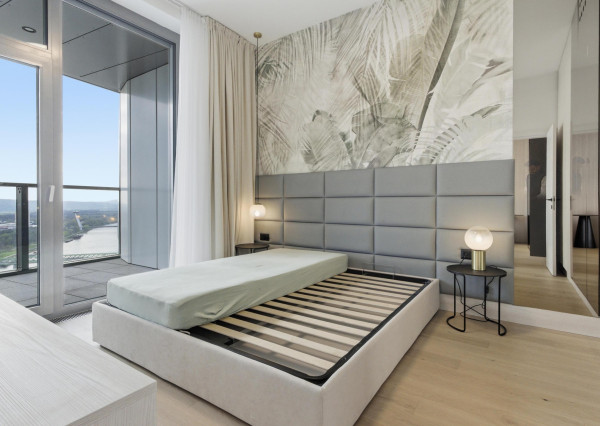 Prenajímame dizajnový 2-izbový byt na 35.poschodí v EUROVEA TOWER