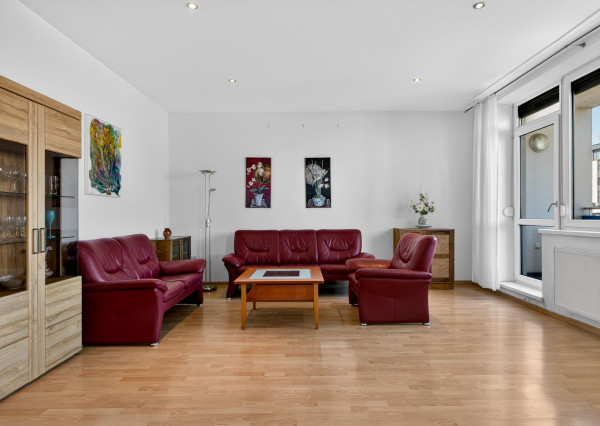 Prenajímame 3-izbový byt v srdci Starého Mesta - Dunajská ulica