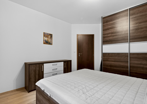 Predávame 2-izbový byt s veľkorysým balkónom v srdci Nízkych Tatier