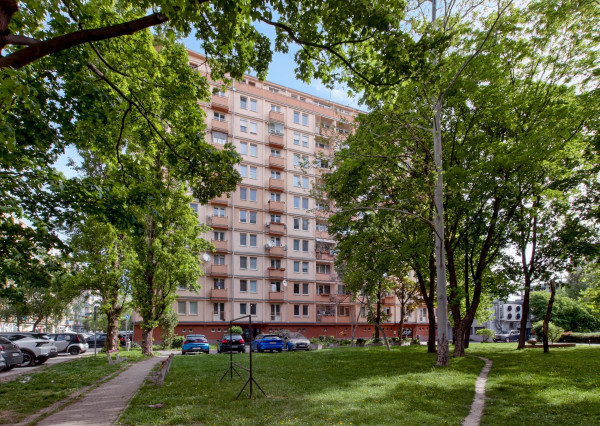 Predávame 1,5 izbový byt pri Račianskom mýte