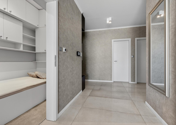 Predávame veľkometrážny 3 izbový byt v projekte Design Cubes na Kolibe