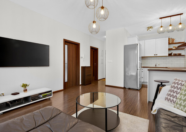 Prenajímame 2-izbový byt s 46 m² terasou v obľúbenom Lamači