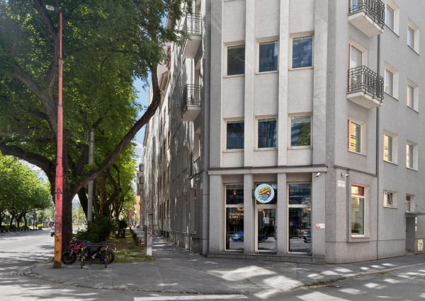 Predávame obchodný priestor v projekte Grösslingová 62 v centre Bratislavy