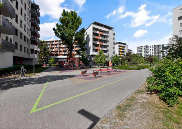 Predávame 3-izbový byt s veľkou terasou a 2 parkovacími miestami v projekte NUPPU