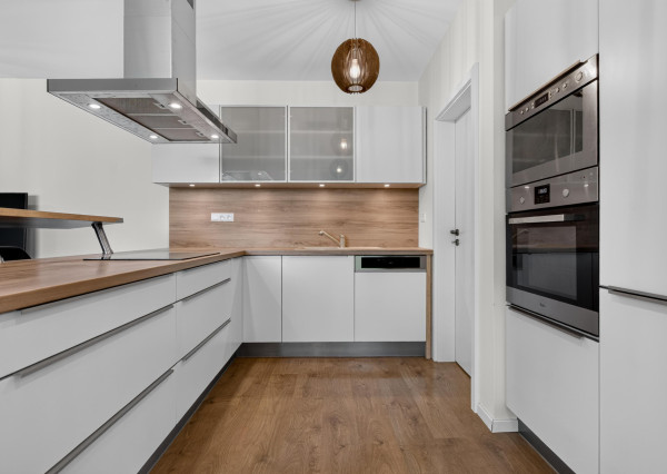 Predávame 4-izbový byt so záhradou 302 m² a dostatkom súkromia v Bernolákove