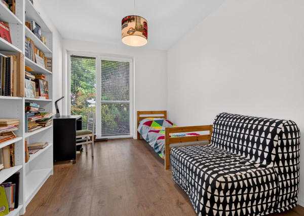Predávame 4-izbový byt so záhradou 302 m² a dostatkom súkromia v Bernolákove