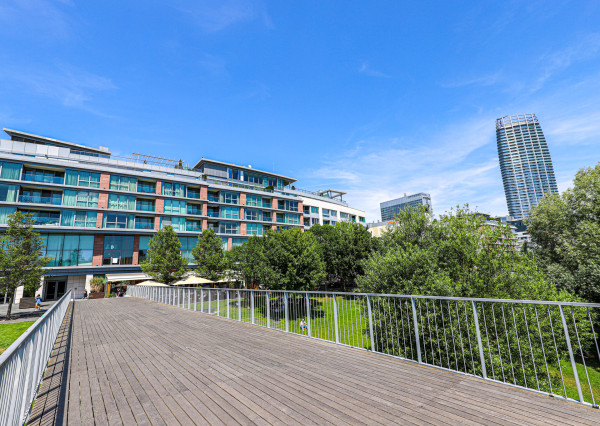 Prenajímame exkluzívny 4-izbový penthouse s panoramatickou terasou v Eurovea I