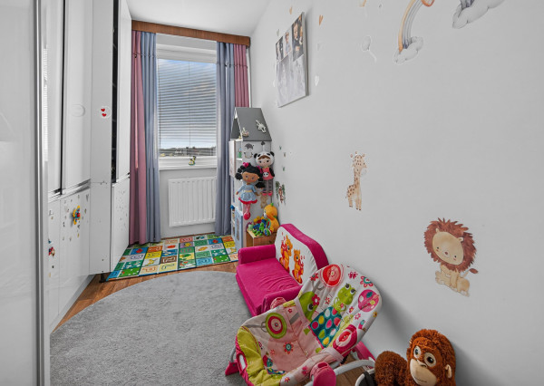 Predávame 3-izbový byt s dvomi loggiami v Petržalke na Jasovskej ulici