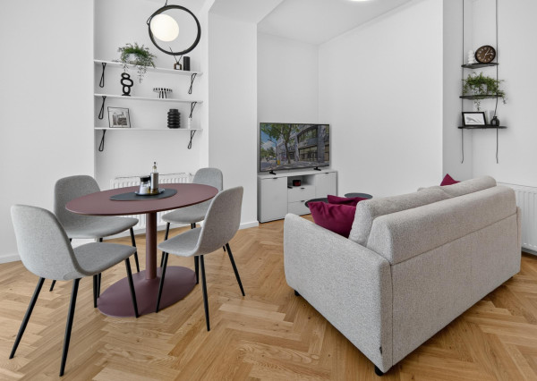 Predávame štýlový 2-izbový apartmán v projekte UNO na Poštovej ulici v centre Bratislavy