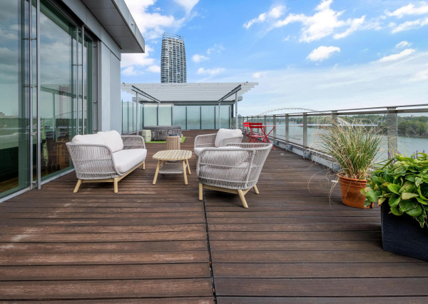 Prenajímame exkluzívny 4-izbový penthouse s panoramatickou terasou v Eurovea I