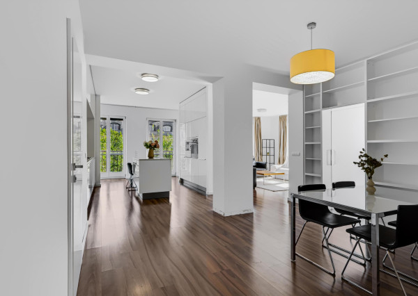 Predávame 3-izbový byt (117 m²)  pri Hviezdoslavovom námestí na Strakovej ulici