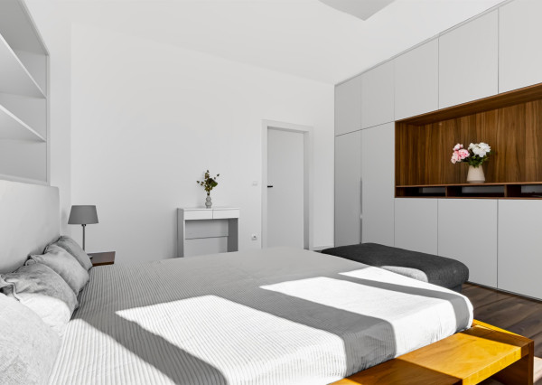 Predávame 3-izbový byt (117 m²)  pri Hviezdoslavovom námestí na Strakovej ulici