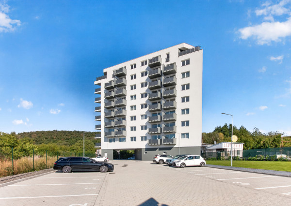Predávame kompletne zariadený 2-izbový byt s parkovaním v projekte ELEMENT Lamač